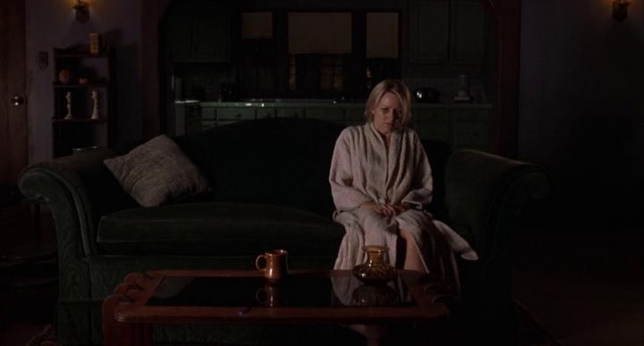 Mulholland Drive, scheda film, recensione, David Lynch, Naomi Watts, Laura Harring, Justin Theroux, citazioni