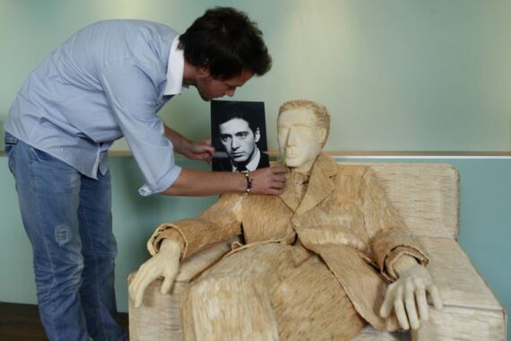 Per Al Pacino una scultura con 117 mila fiammiferi