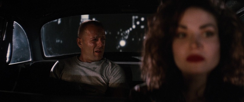 Pulp Fiction frasi, citazioni e dialoghi di Quentin Tarantino, Bruce Willis, Butch Coolidge sul taxi