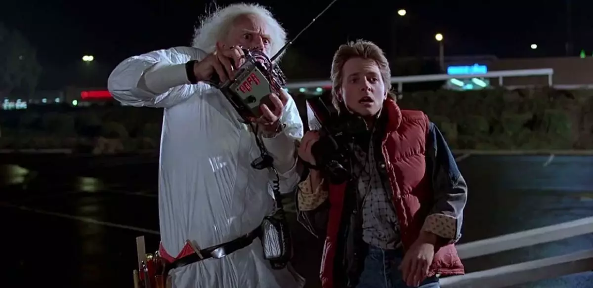 Ritorno al futuro, 1985, Robert Zemeckis, Michael J. Fox, Christopher Lloyd, Marty McFly, Doc Brown