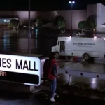 Ritorno al futuro, 1985, Robert Zemeckis, Michael J. Fox, Marty McFly, Twin pines mall