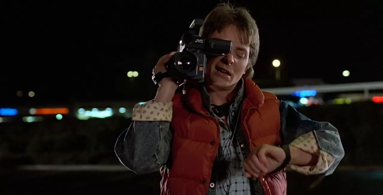 Ritorno al futuro, 1985, Robert Zemeckis, Michael J. Fox, Marty McFly, videocamera JVC
