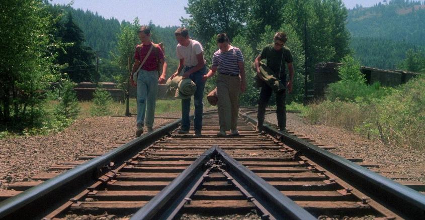 Stand by Me - Ricordo di un'estate citazioni e dialoghi, di Rob Reiner, con Wil Wheaton, River Phoenix, Corey Feldman, Jerry O'Connell, binari