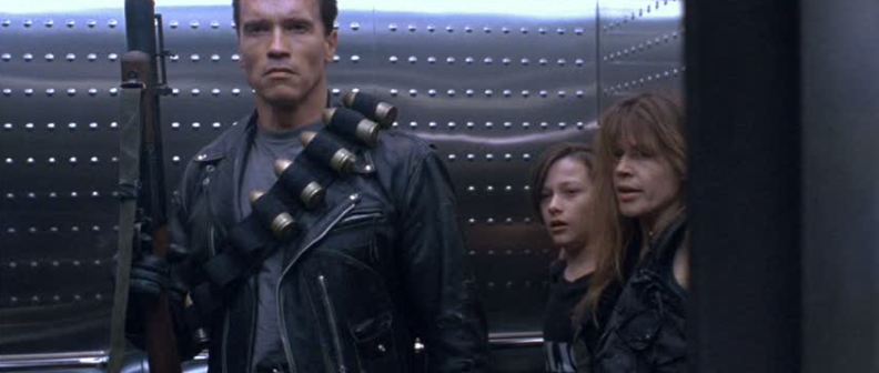 Terminator 2 - Il giorno del giudizio frasi, citazioni e dialoghi, di James Cameron, con Arnold Schwarzenegger, Linda Hamilton e Edward Furlong, ascensore