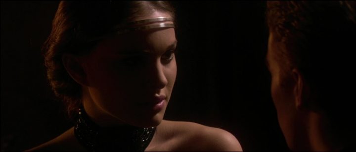 Star Wars Episodio II - L'attacco dei cloni citazioni e dialoghi di George Lucas, con Hayden Christensen, Natalie Portman, Anakin Skywalker, Padmé Amidala, notte