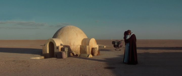 Star Wars Episodio II - L'attacco dei cloni citazioni e dialoghi di George Lucas, con Hayden Christensen, Natalie Portman, Anakin Skywalker, Padmé Amidala, abbraccio Tatooine