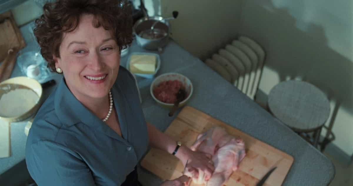 Come preparare le uova in camicia di Julia Child, consigli. Julie & Julia, 2009, Nora Ephron, Meryl Streep, Julia Child, carne, cucina