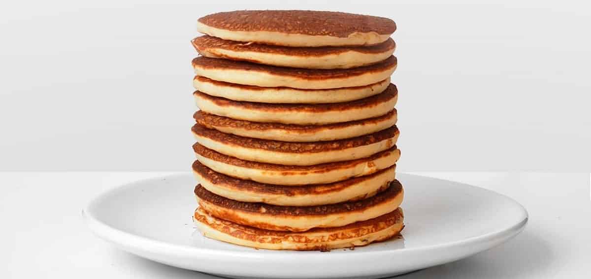 Come fare i pancake allo sciroppo d’acero, la ricetta. Pancake, piatto, ricetta