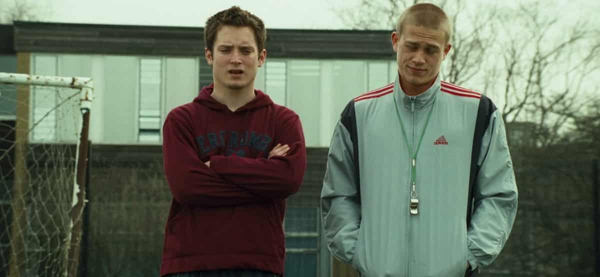 Hooligans, 2005, Lexi Alexander, Elijah Wood, Charlie Hunnam, Adidas, campo da calcio