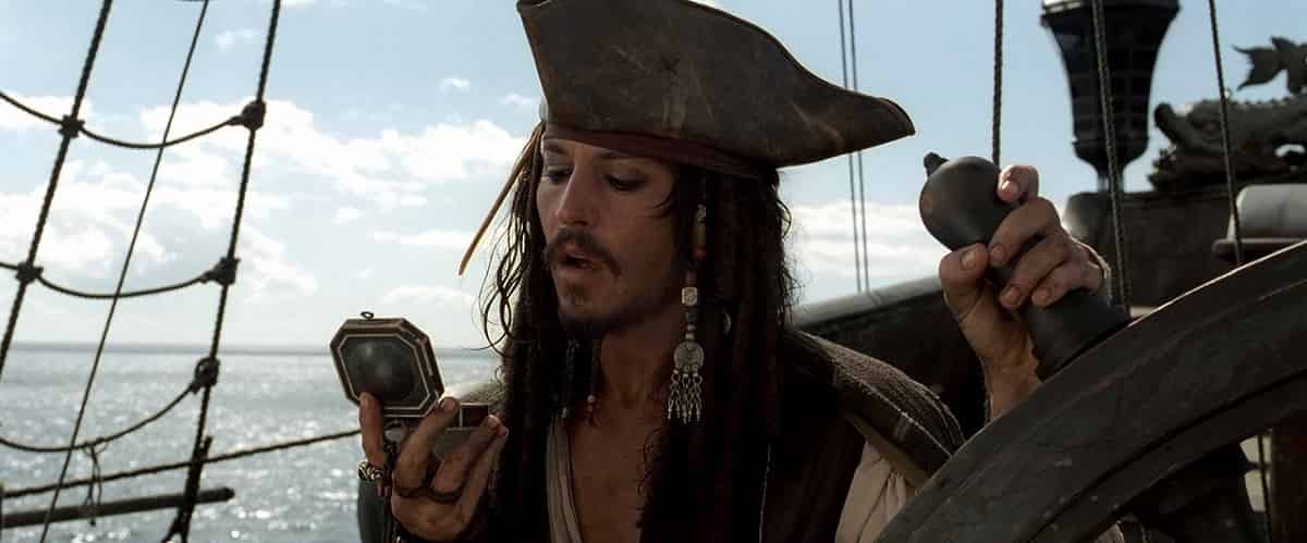 La maledizione della prima luna, 2003, Gore Verbinski, Johnny Depp, Jack Sparrow, bussola, timone
