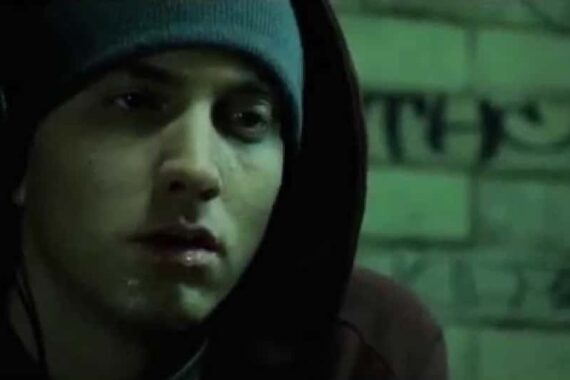 Eminem morto nel 2006 e sostituito da un clone