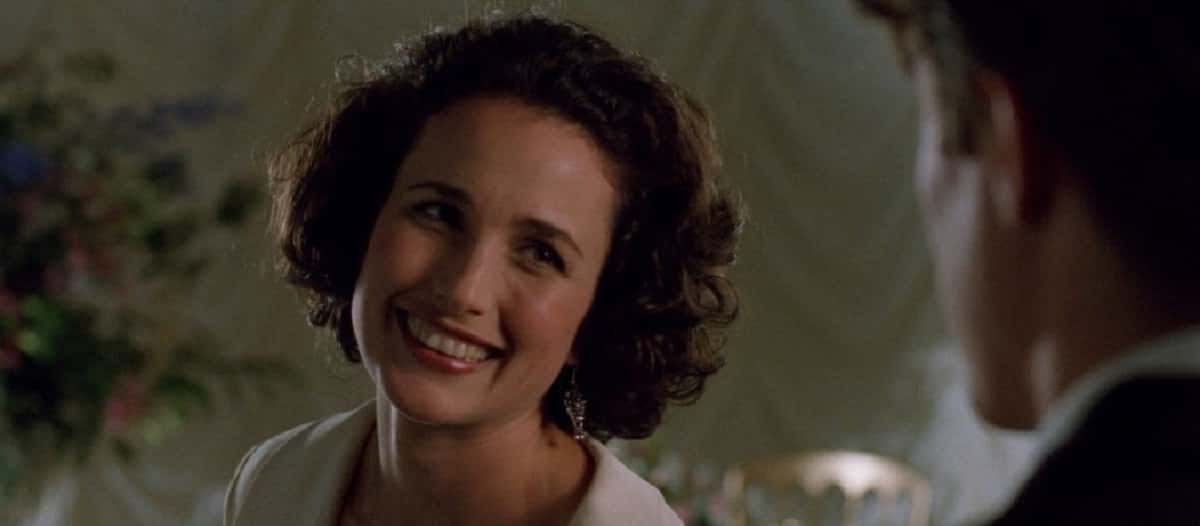 - Quattro matrimoni e un funerale frasi e citazioni, 1994, Mike Newell, Andie MacDowell, Carrie